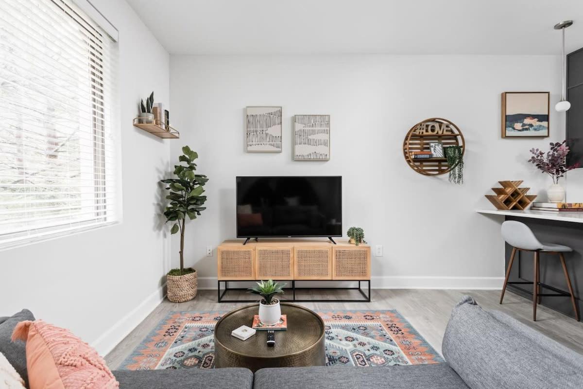 Cozysuites Modern Studio Steps From Broad Ripple * Indianapolis