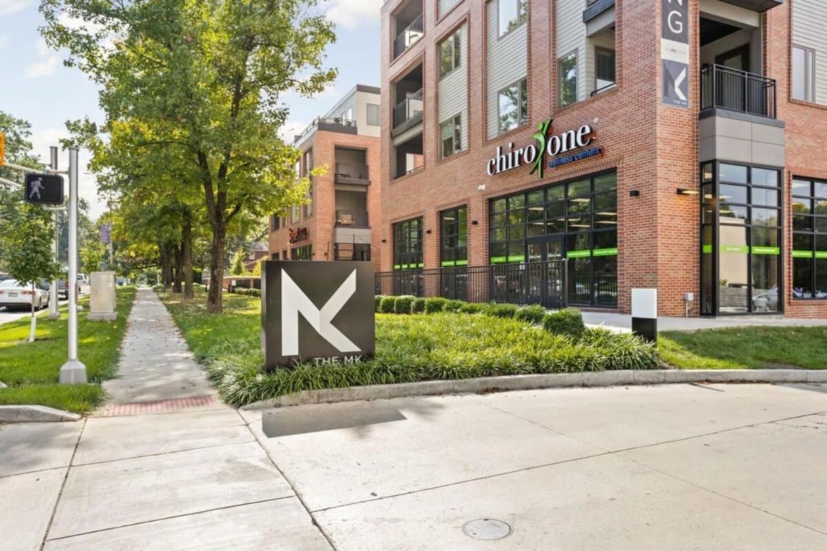 Cozysuites Modern Studio Steps From Broad Ripple Apartment *