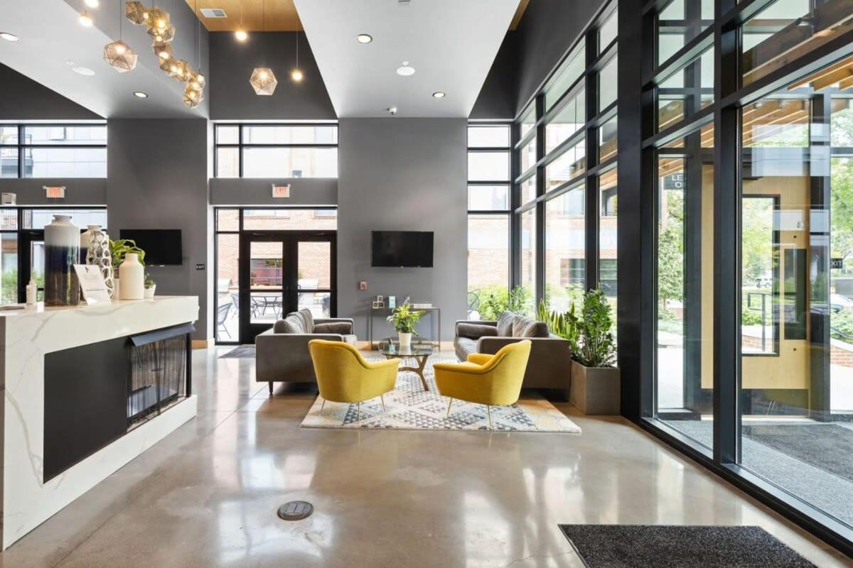 Cozysuites Modern Studio Steps From Broad Ripple Apartment *